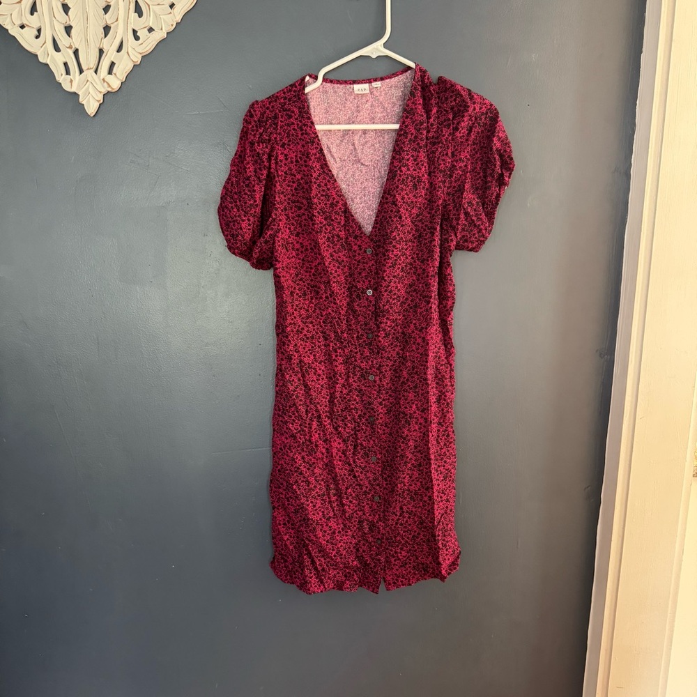 GAP Pink Floral Sheath Mini Dress V-Neck Short Sleeve Button-down Size M